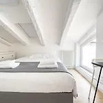 Corridoni 4c Tirabora Short Rent Appartement